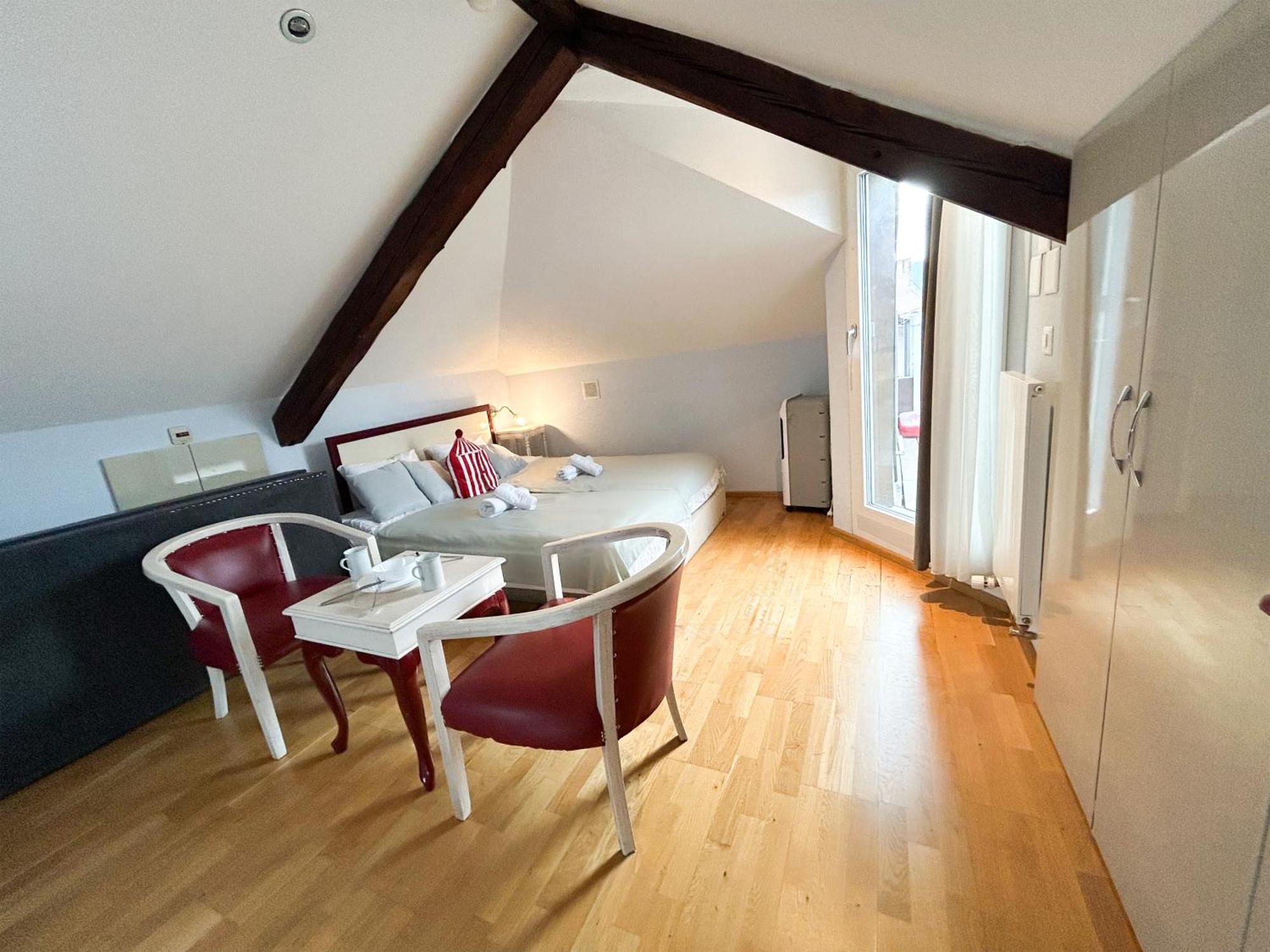 Gasthaus 210 Zurich Ngoại thất bức ảnh